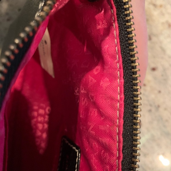 Kate Spade ♠️ small purse - Picture 4 of 6
